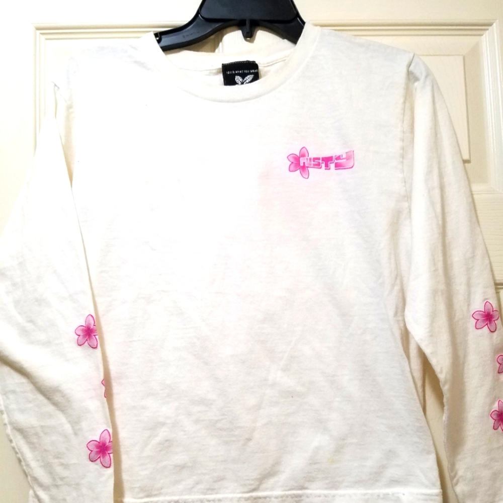 Cute white beachy shirt with cute pink flowers and in rusty brand. Sz. Large